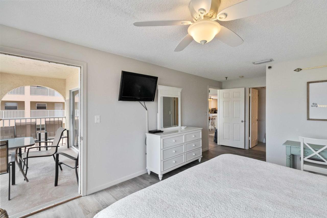 301 Beach Place Condos St. Pete Beach Exterior foto